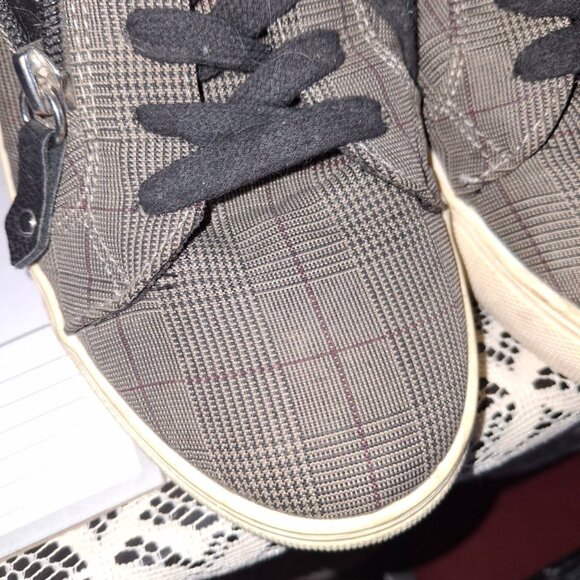 George Umber Plaid Knit Sneakers - Side Zip & Black Laces - Women's Size 9 - Picture 3 of 10